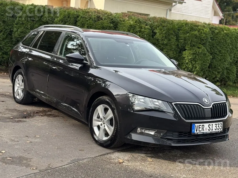 Skoda Superb 2016 photo 4