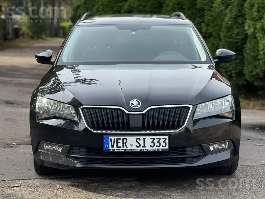 Skoda Superb 2016 photo 5