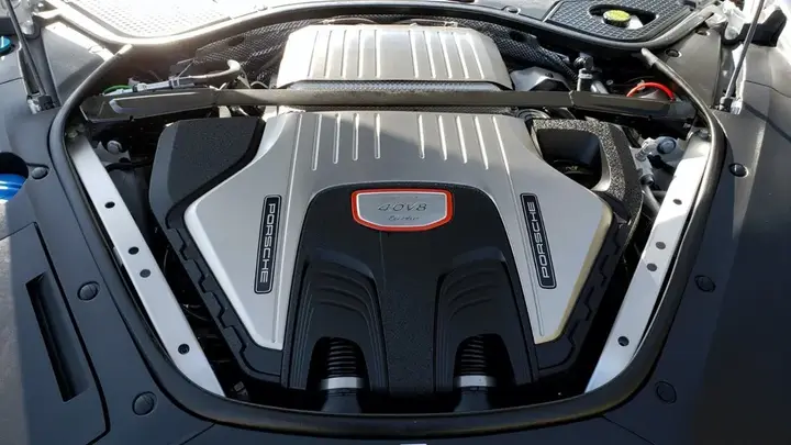 Porsche Panamera 2018 photo 5
