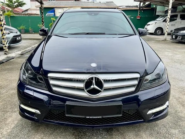 Mercedes-Benz C180