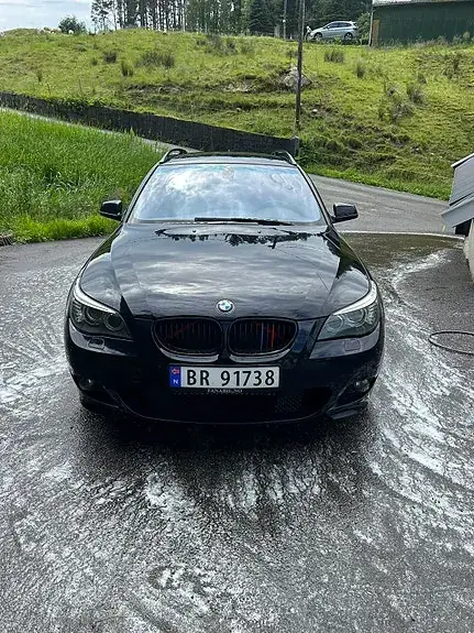 BMW 520D 2010 photo 2