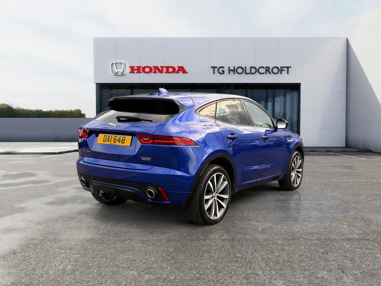 Jaguar E-Pace 2019 photo 5