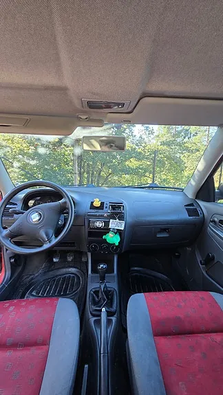 Seat Ibiza 2002 photo 4