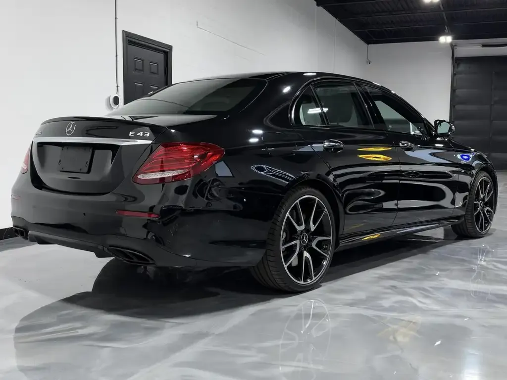 Mercedes-Benz E-Class 2018 photo 3