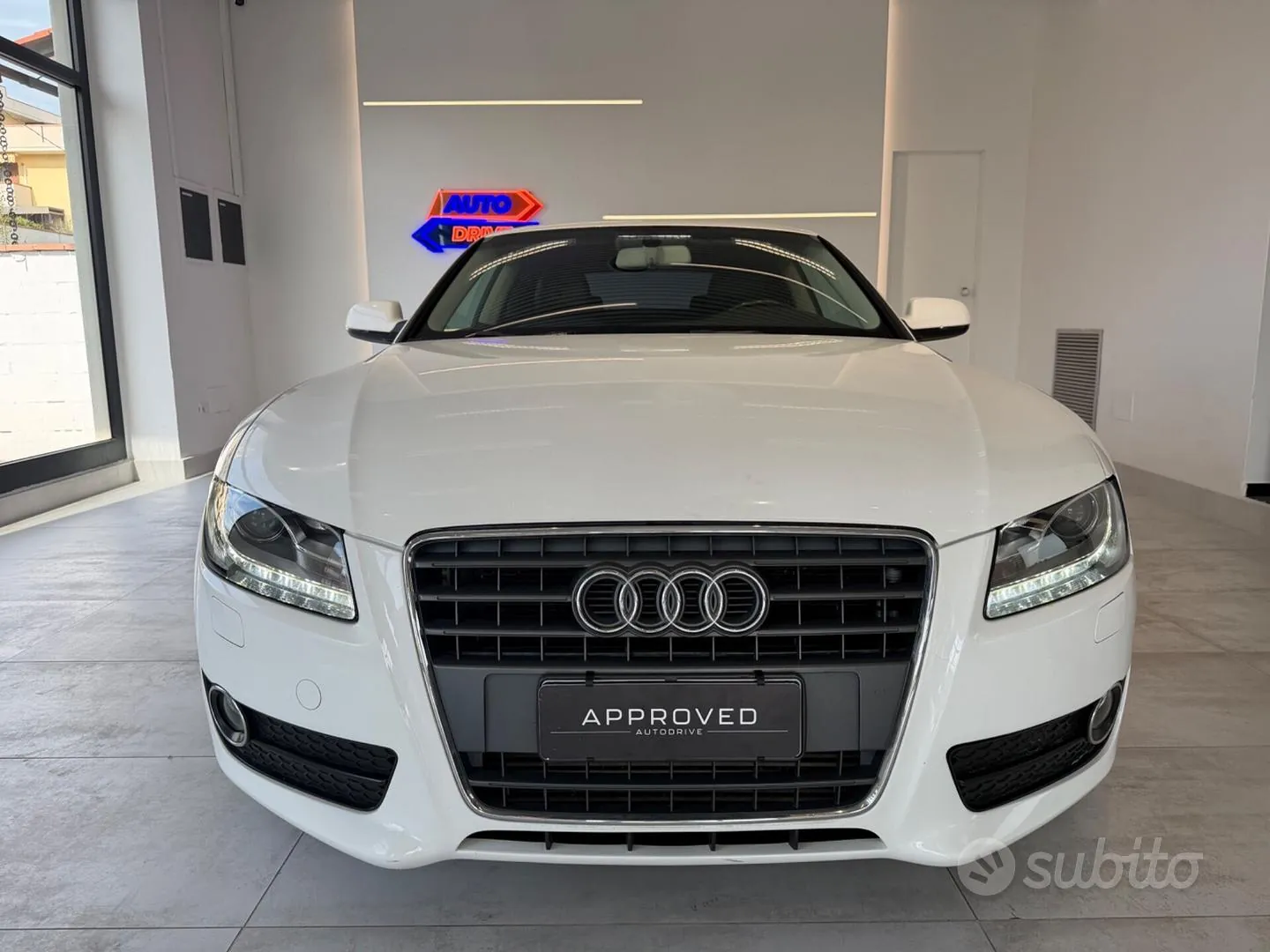 Audi A5 2010 photo 2