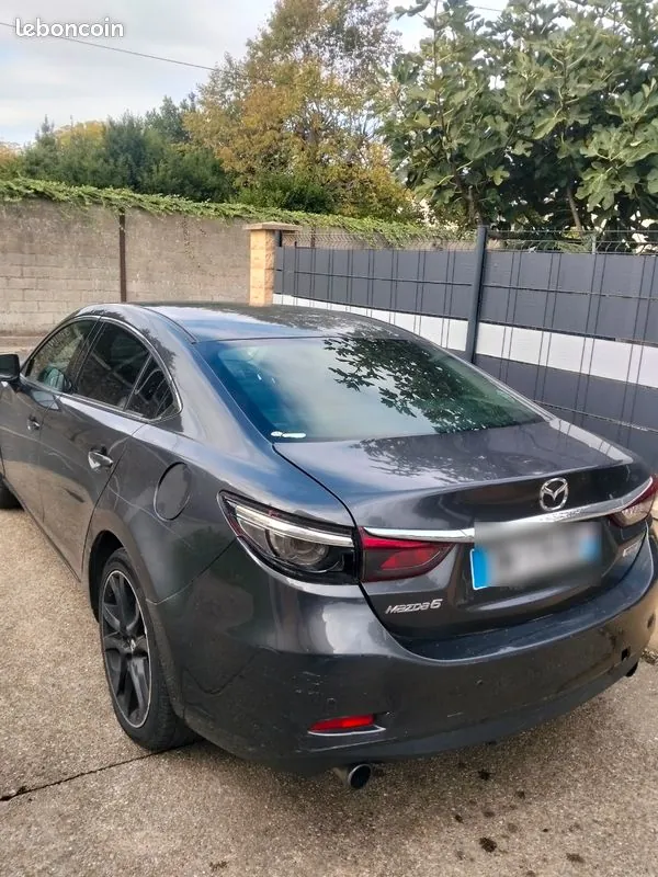 Mazda 6