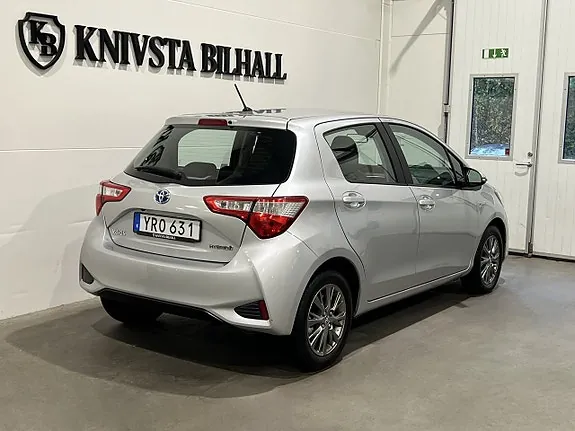 Toyota Yaris 2017 photo 4