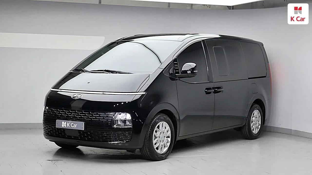 Hyundai Staria