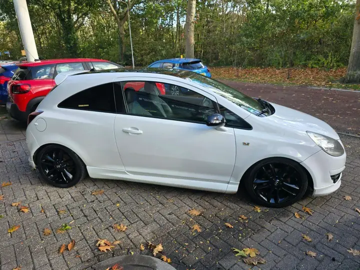 Opel Corsa 2009 photo 4