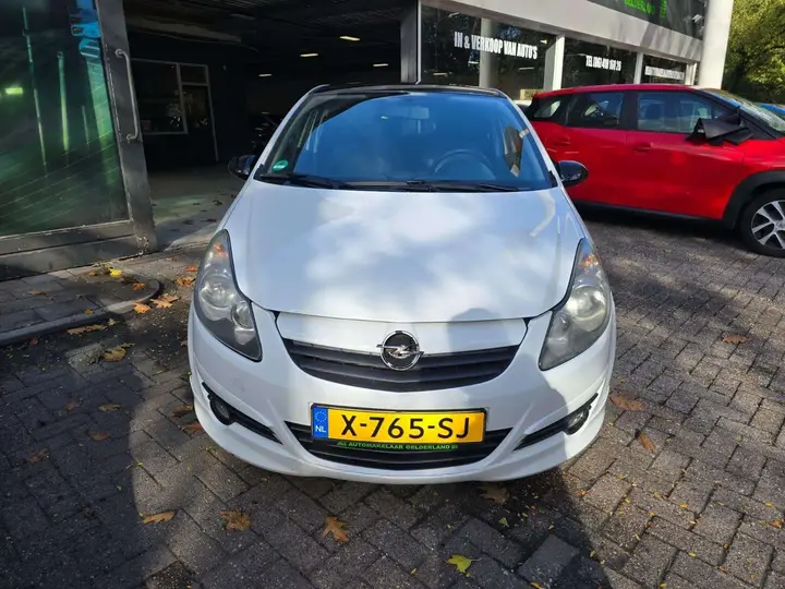 Opel Corsa 2009 photo 2
