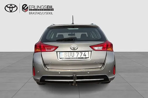 Toyota Auris 2014 photo 4