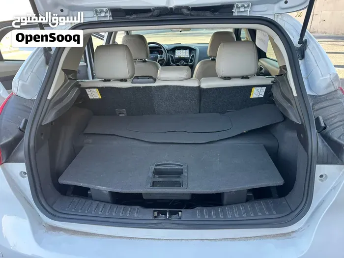 Ford Focus 2018 photo 2