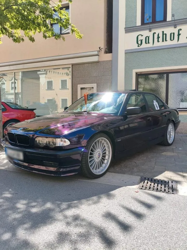 BMW 740I