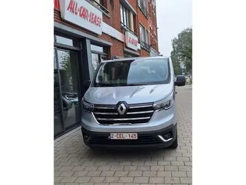 Renault Trafic 2022 photo 2