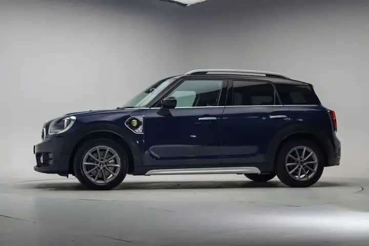Mini Countryman 2018 photo 2