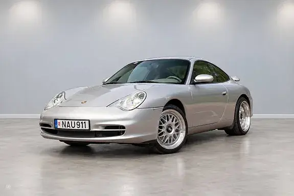 Porsche 911 Carrera