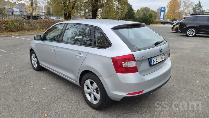 Skoda Rapid 2015 photo 4