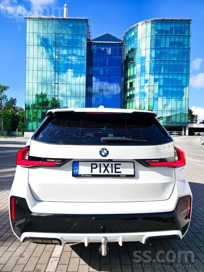 BMW X1 2023 photo 3