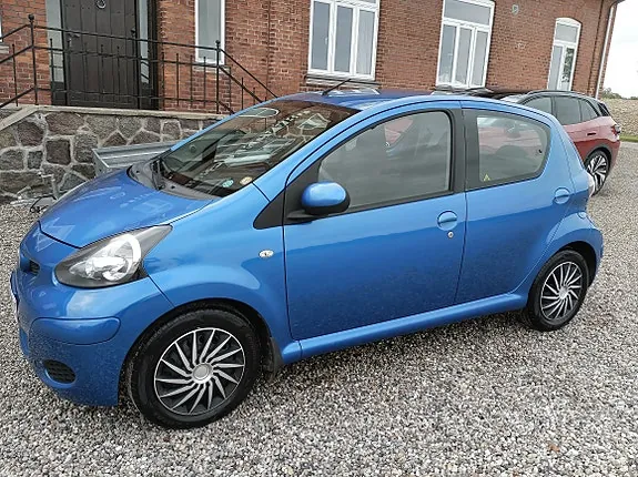 Toyota Aygo 2010 photo 4