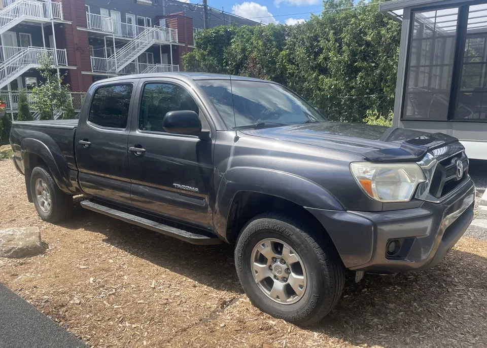 Toyota Tacoma 2013 photo 2
