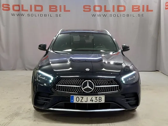 Mercedes-Benz E300 2023 photo 3