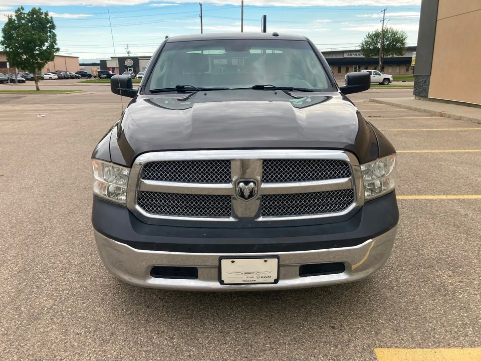 Dodge Ram 1500 2018 photo 2