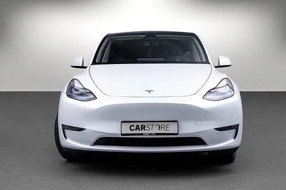 Tesla Model Y 2023 photo 4