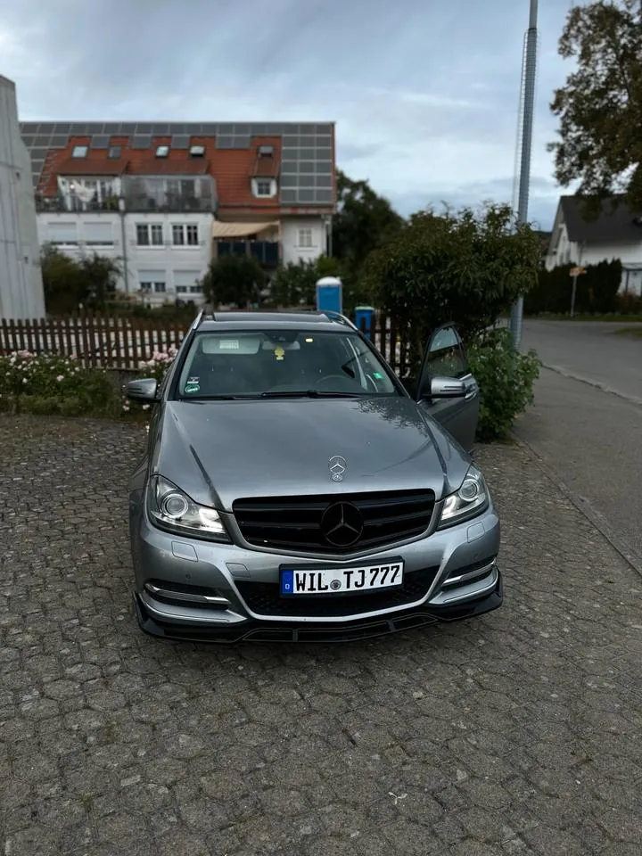 Mercedes-Benz C180