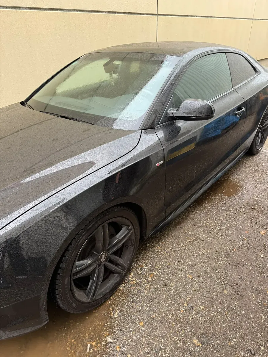 Audi A5 2010 photo 3