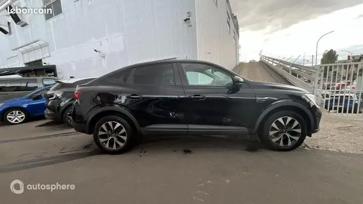 Renault Arkana 2023 photo 4