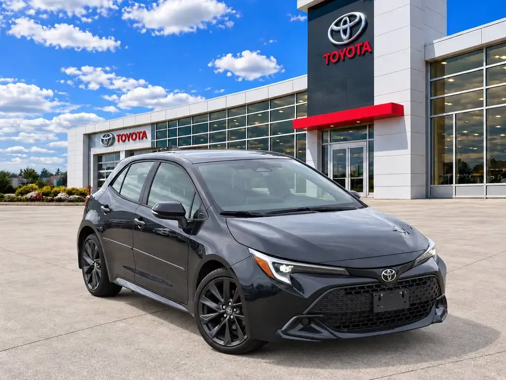 Toyota Corolla 2023 photo 2