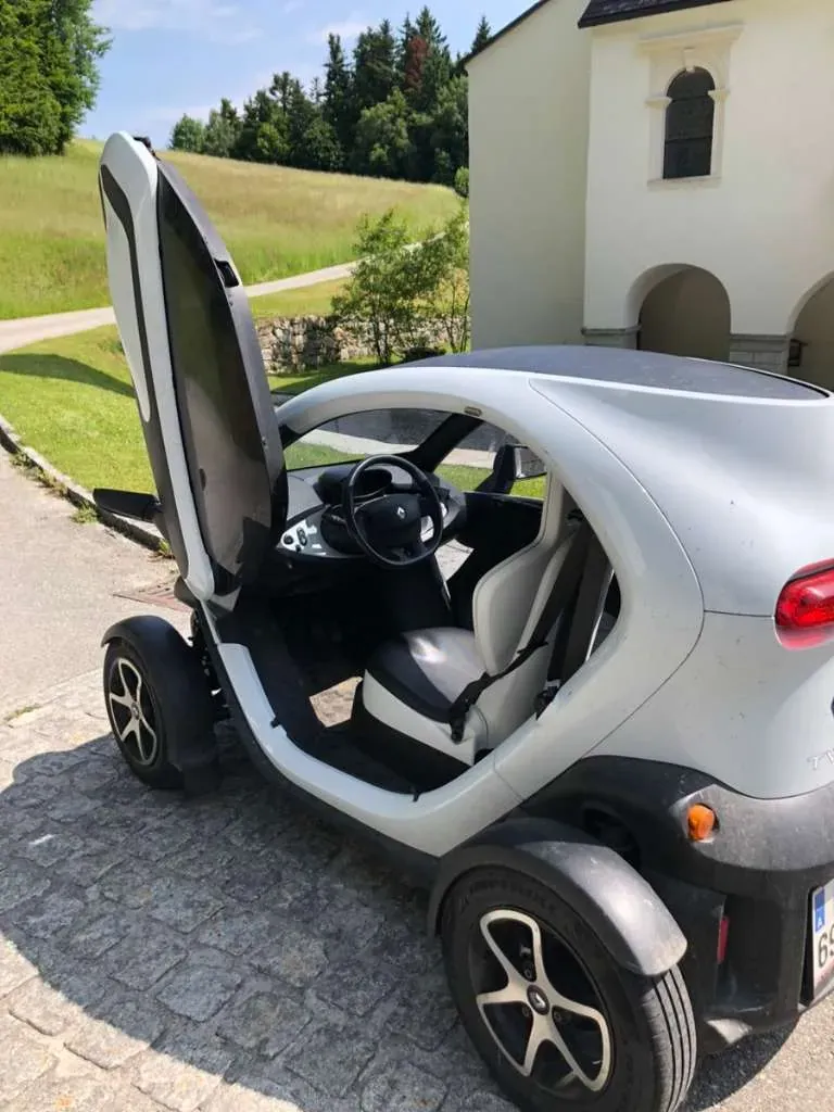 Renault Twizy 2012 photo 3