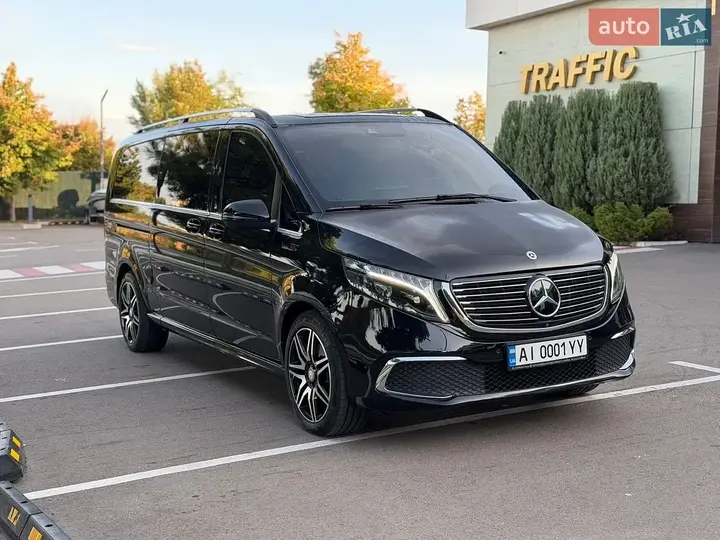 Mercedes-Benz Eqv