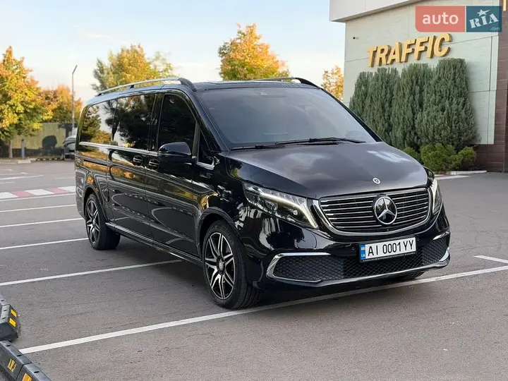 Mercedes-Benz Eqv 2022 photo 2