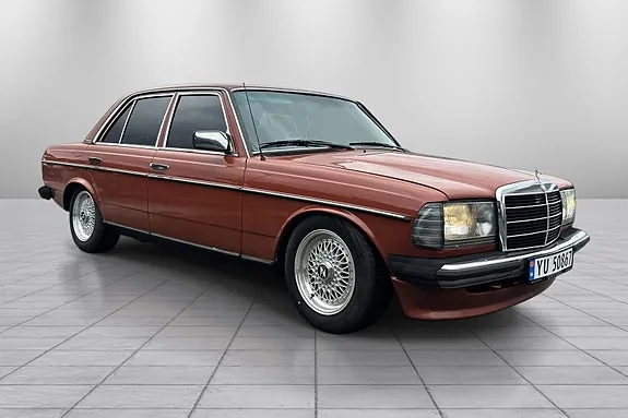 Mercedes-Benz 200 Td 1983 photo 5