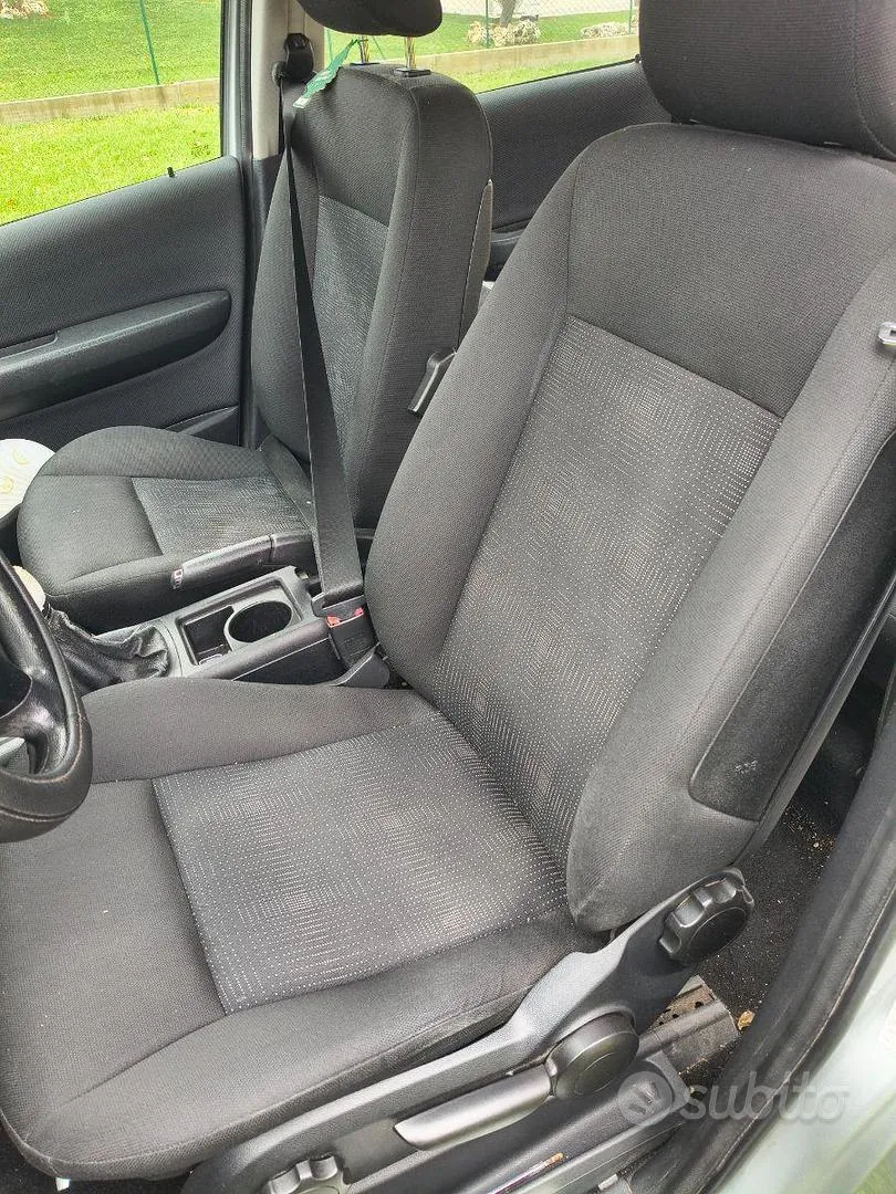 Mercedes-Benz A 2013 photo 4