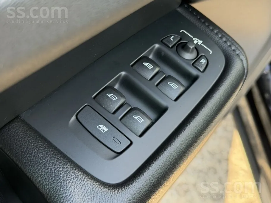 Volvo Xc60 2021 photo 5