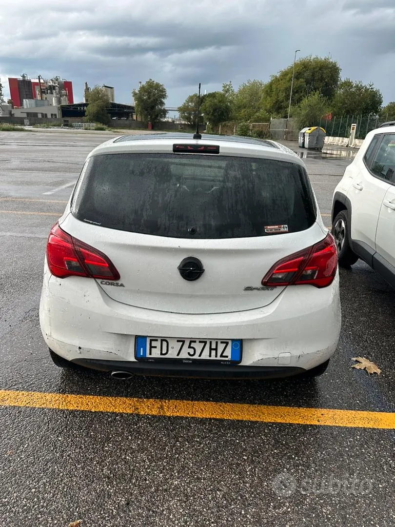 Opel Corsa 2016 photo 2