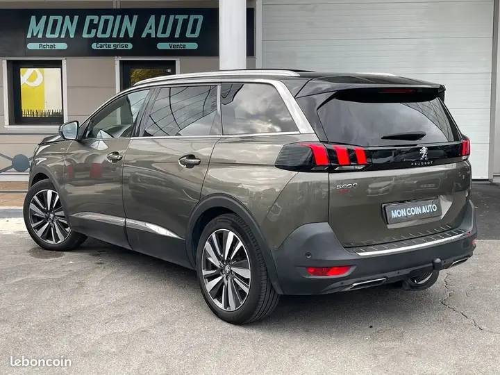 Peugeot 5008 2019 photo 2