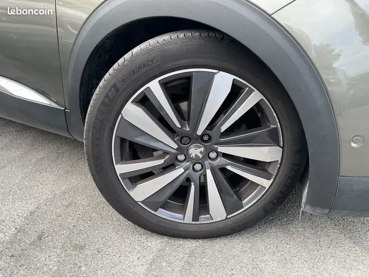 Peugeot 5008 2019 photo 4