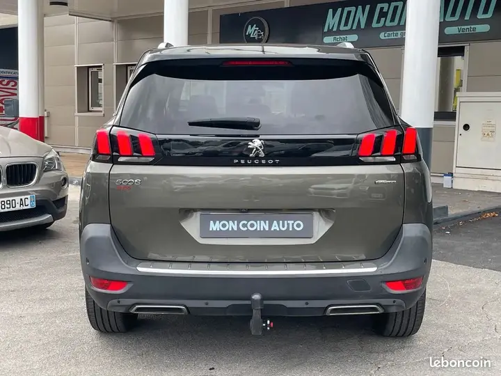 Peugeot 5008 2019 photo 3