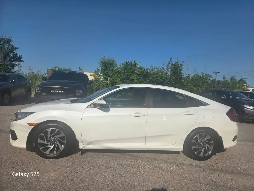 Honda Civic 2018 photo 4