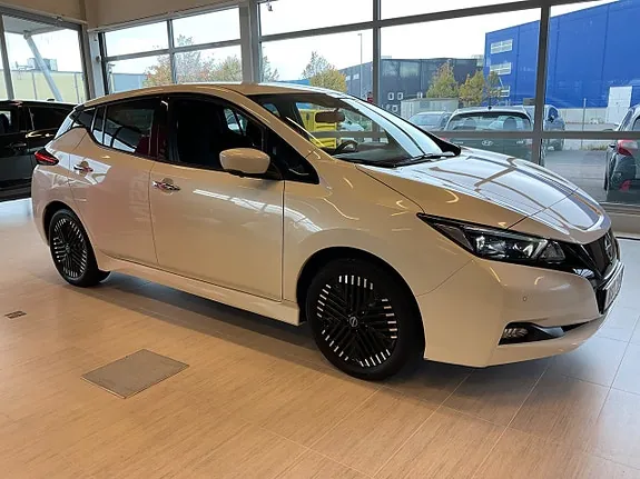 Nissan Leaf 2023 photo 4