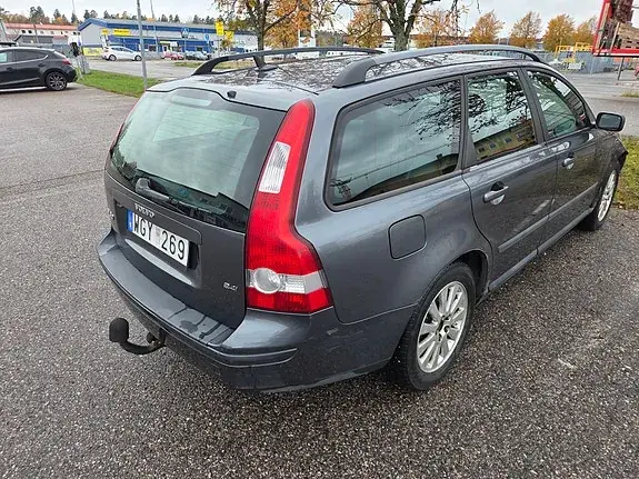 Volvo V50 2005 photo 2