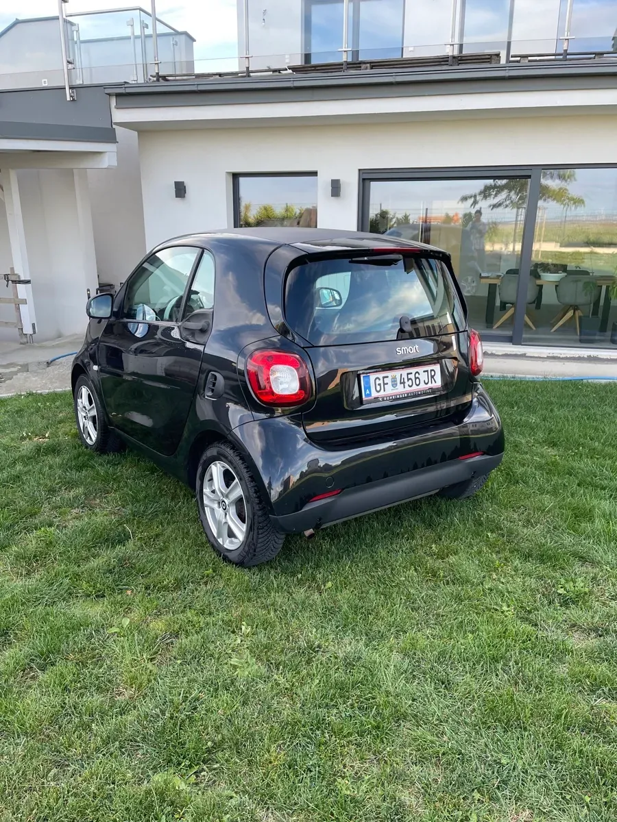 Smart Fortwo 2015 photo 3