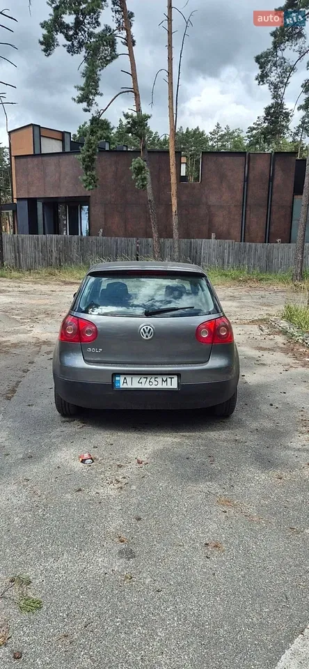 Volkswagen Golf 2005 photo 2
