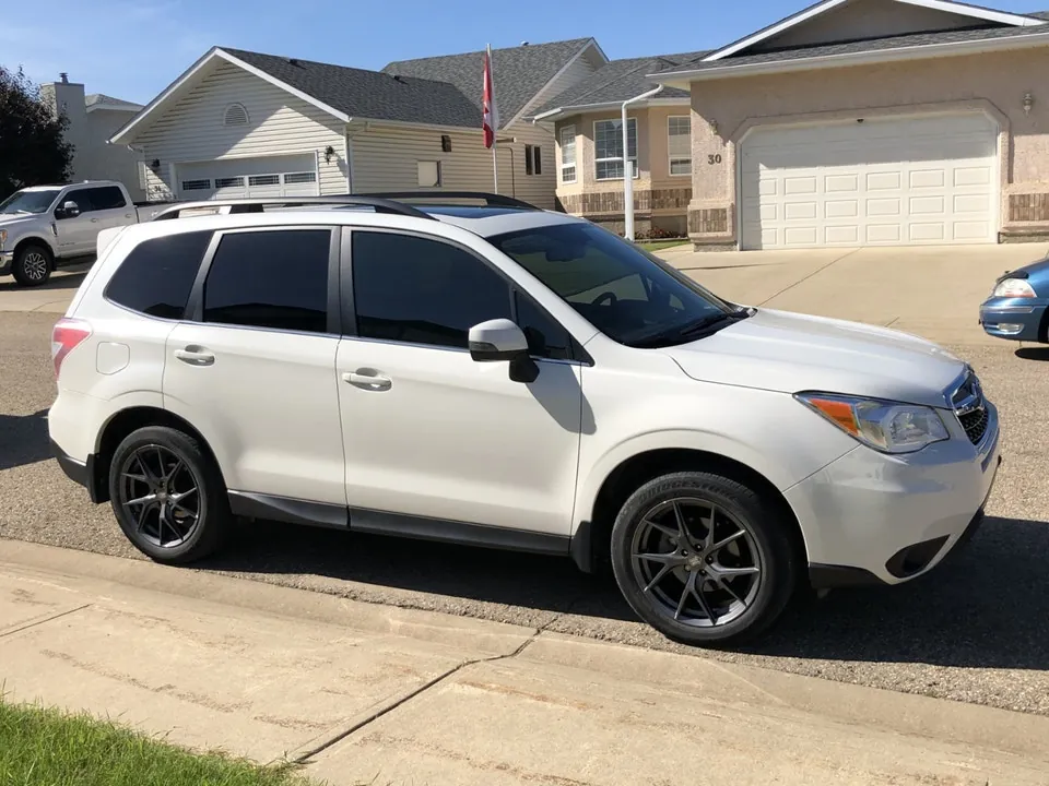 Subaru Forester 2016 photo 2