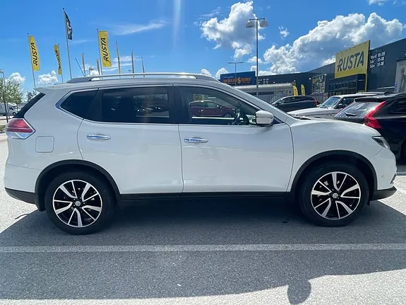 Nissan X-Trail 2015 photo 2