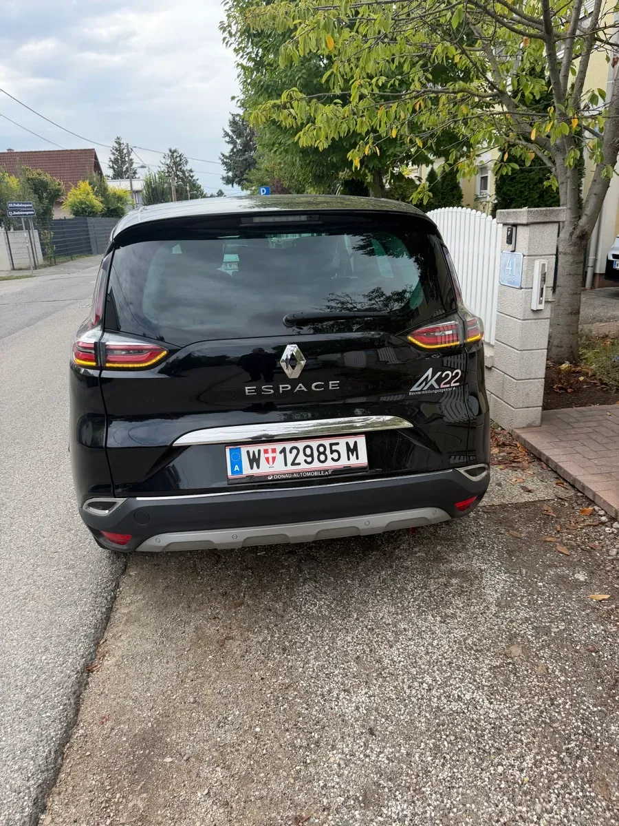 Renault Espace 2017 photo 2
