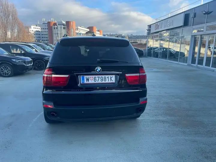 BMW X5 2009 photo 3